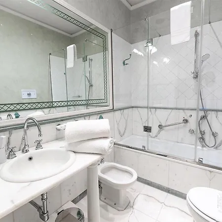 Hotel Park Ariston 4*