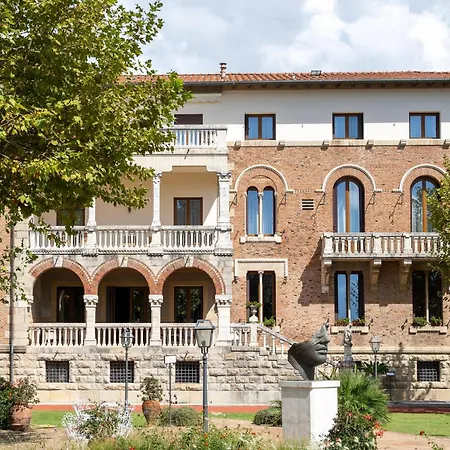 Hotel Park Ariston 4*