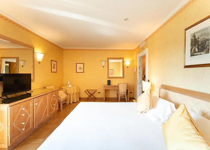 Hotel Park Ariston 4*