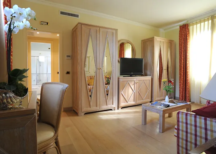 Park Ariston Hotel 4*