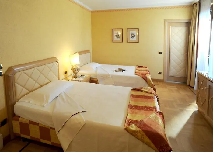 Park Ariston 4*